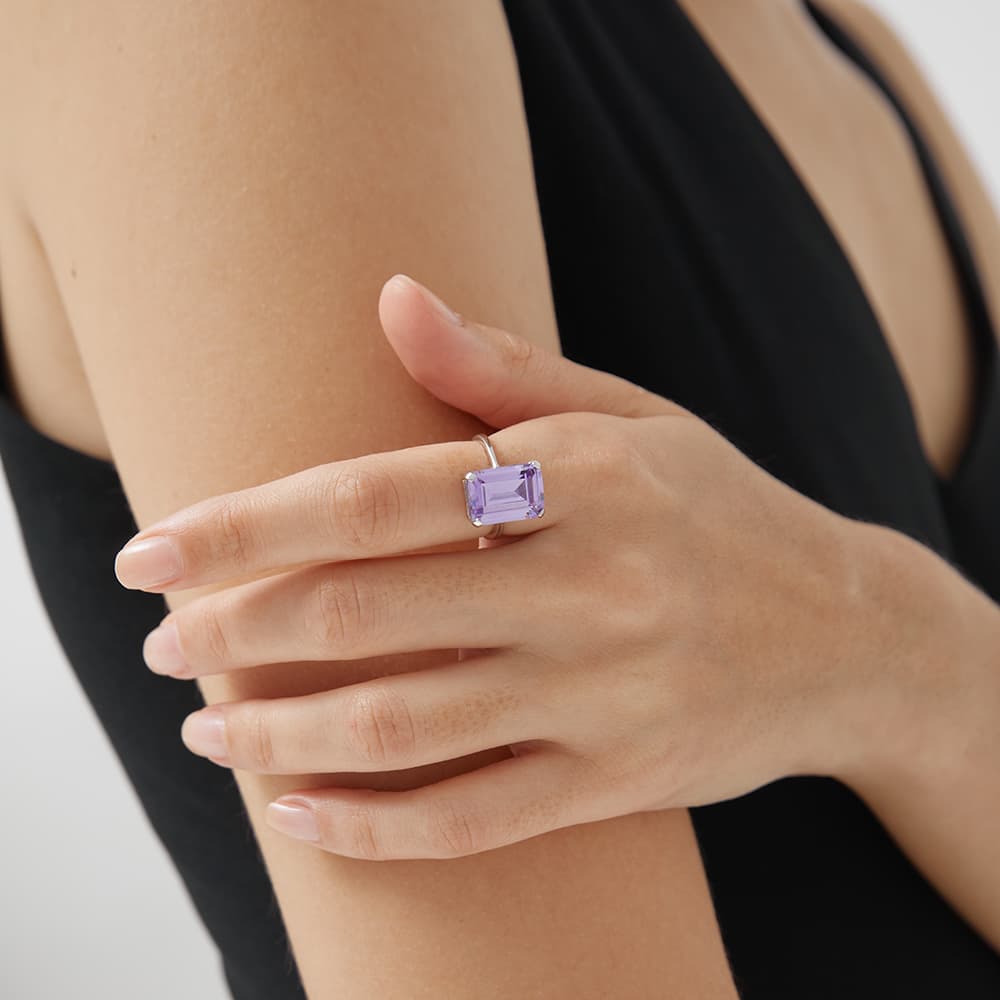 Кольцо из серебра 925 с кубическим цирконием