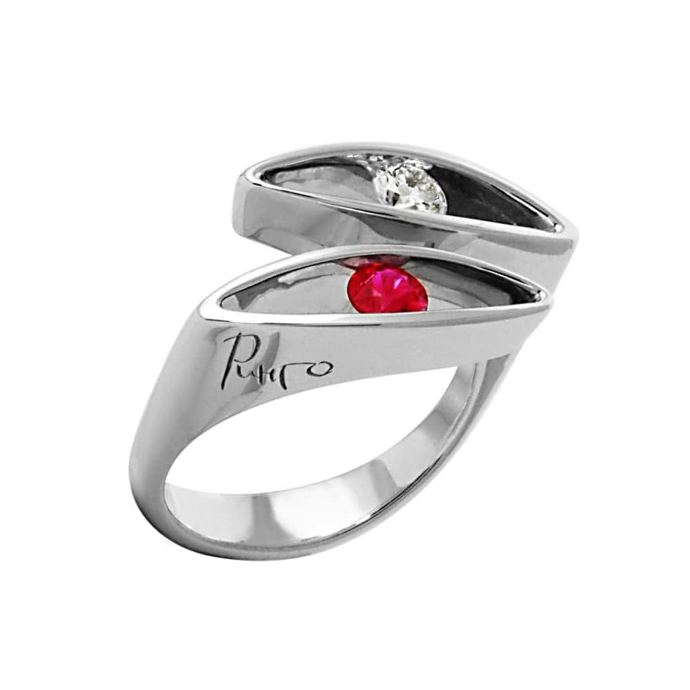 Кольцо из золота 585 с рубинами