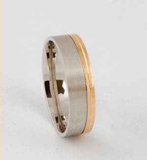 Кольцо обручальное из золота 585 без вставки