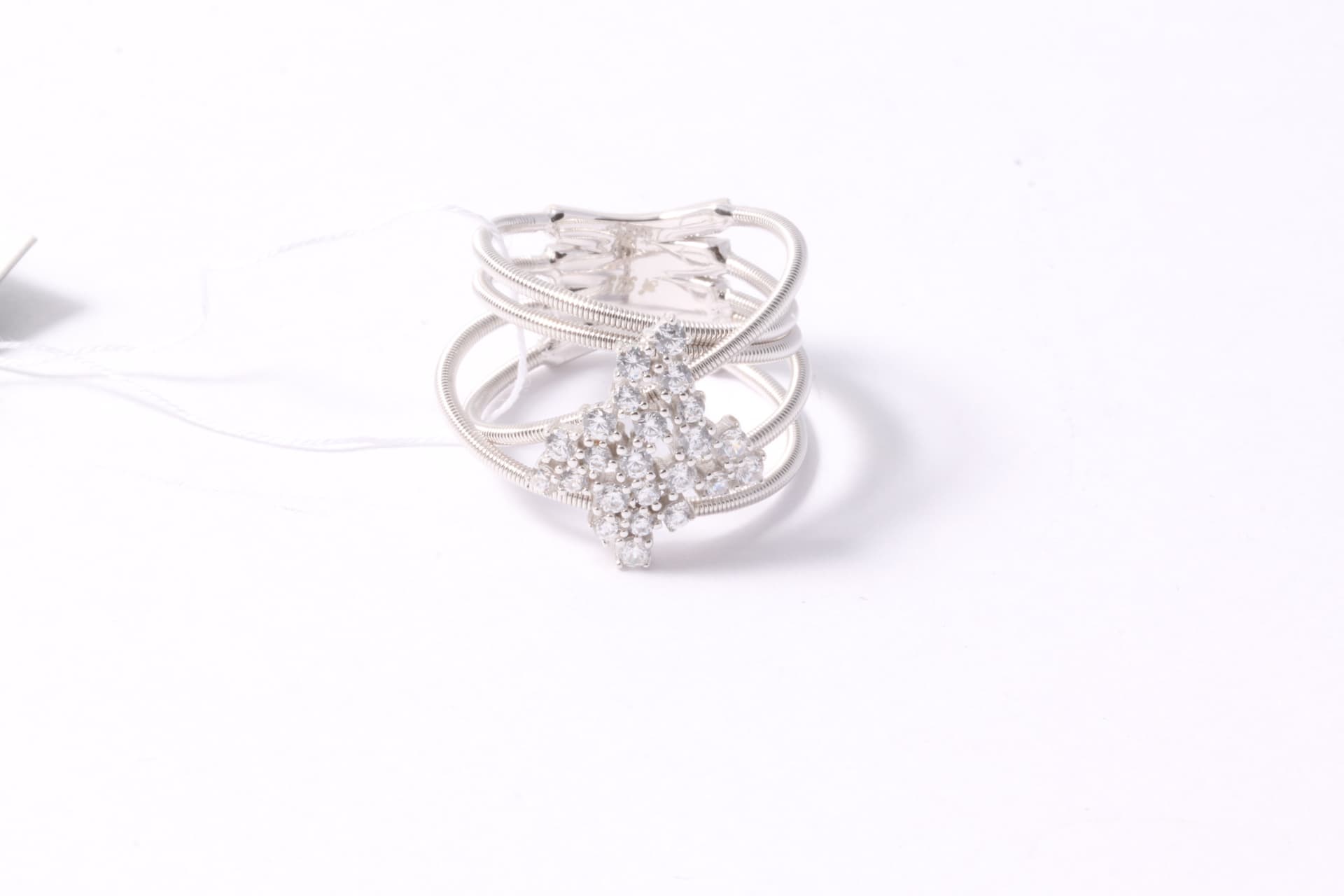 Кольцо из серебра 925 с фианитами