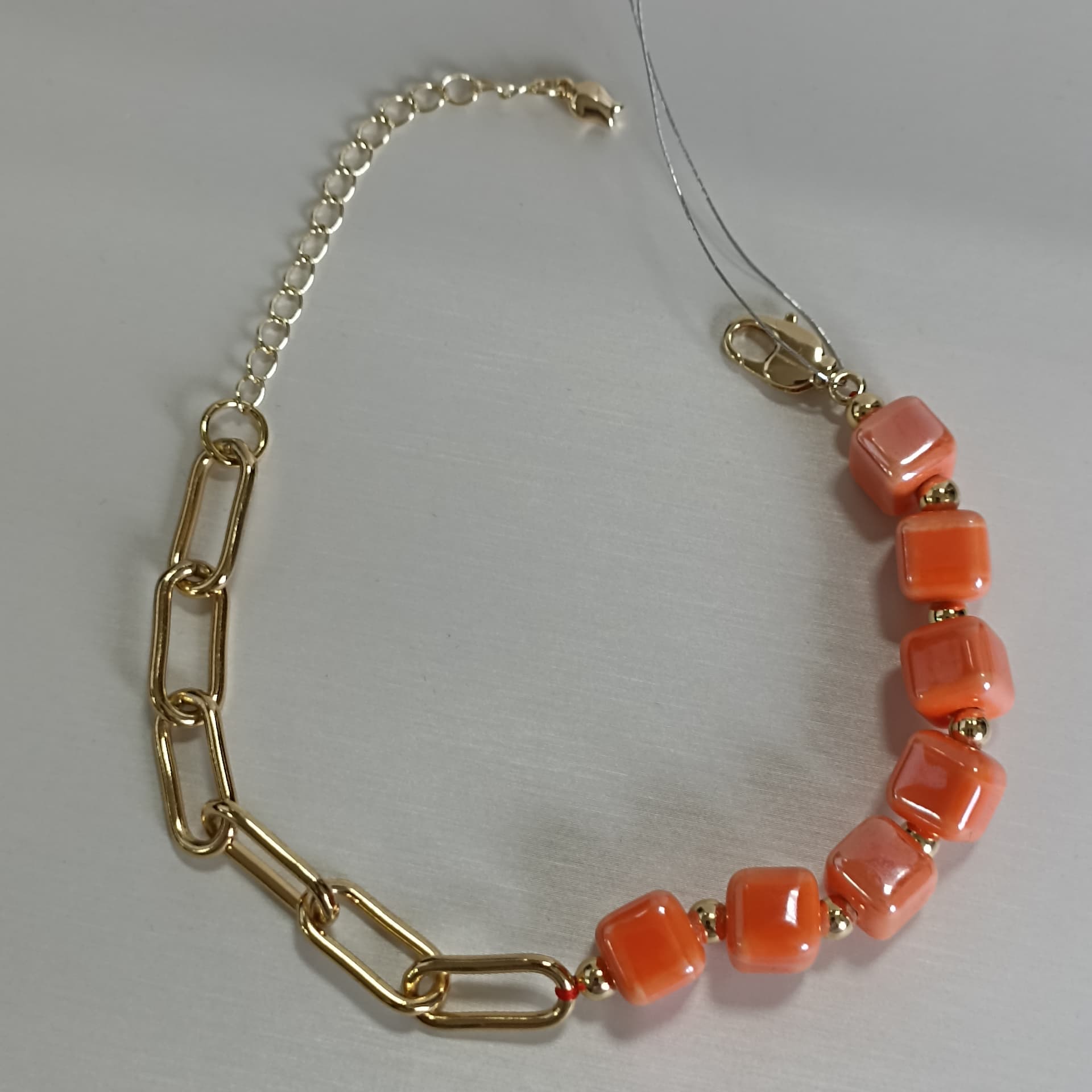 Колье из стали с керамикой