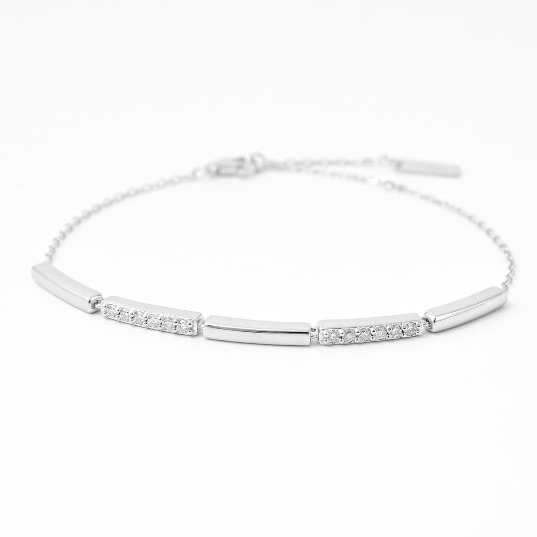 Браслет из серебра 925 с выращенными бриллиантами