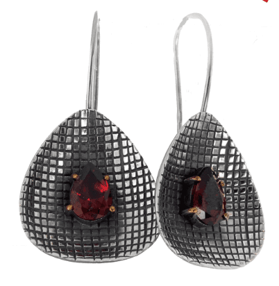 Серьги из серебра 925 с  гранатом