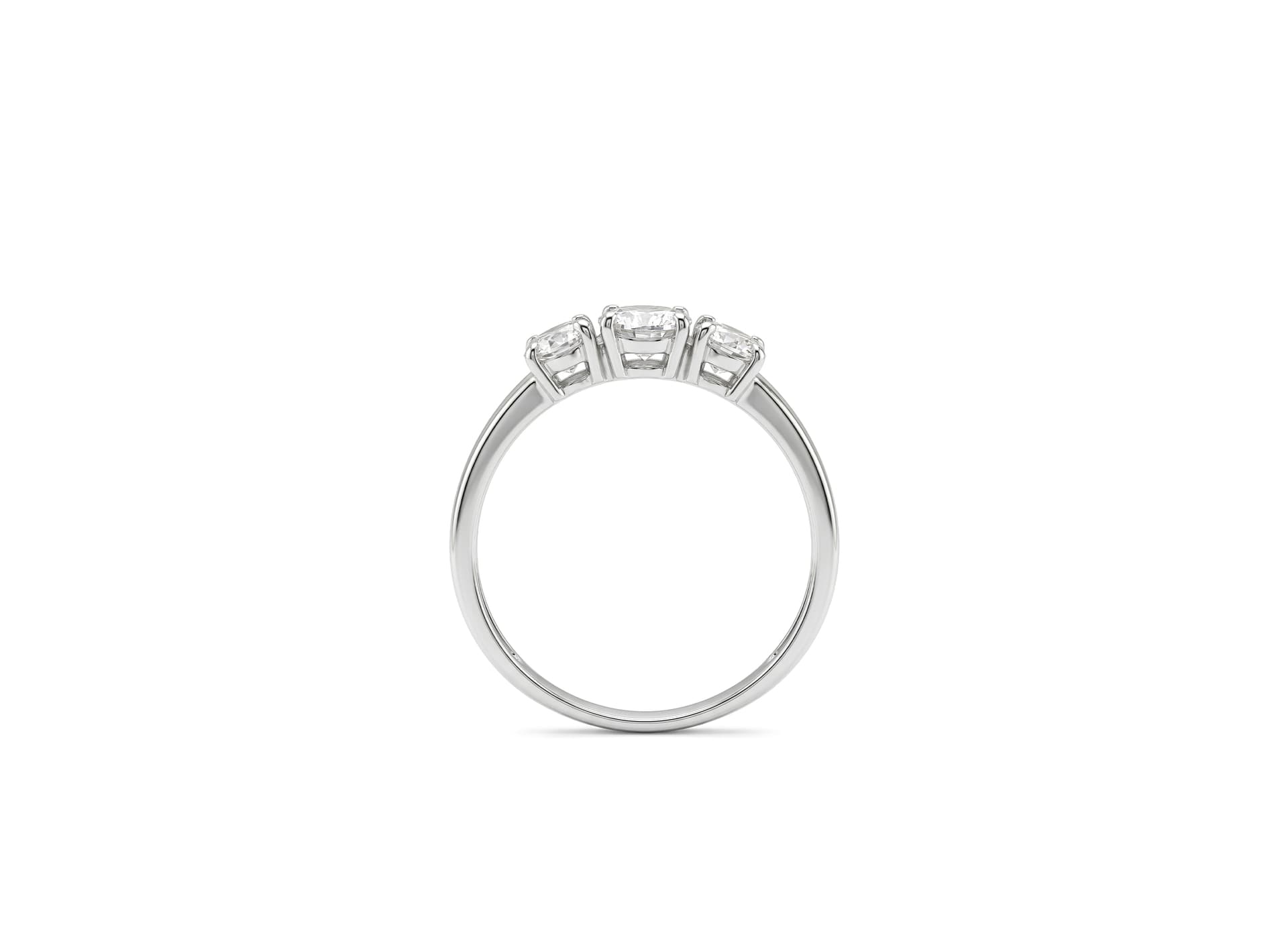 Кольцо из серебра 925 с фианитами