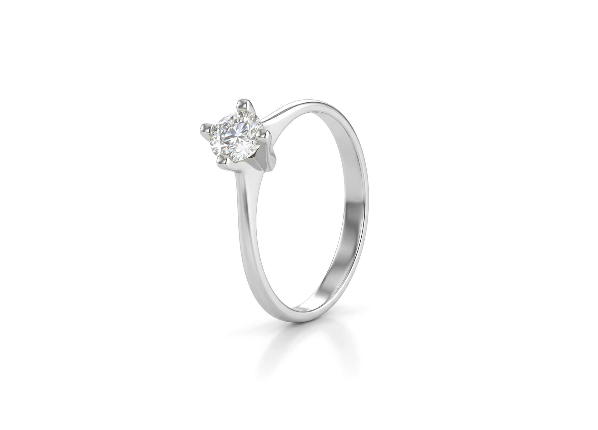Кольцо из серебра 925 с фианитами
